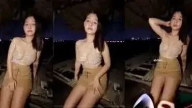 Bokep Cewek Cantik Ngewe di Gubuk Malem Malem